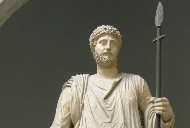 Hoàng đế La Mã Commodus khiến người dân phẫn nộ khi bắt giữ những người tàn tật, người lùn và để họ chiến đấu một mất một. Đây là thú vui tiêu khiển đẫm máu của ông hoàng này.