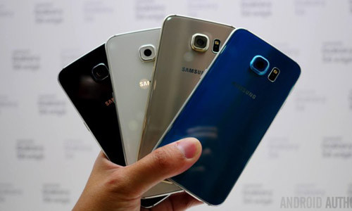 Samsung Galaxy S6 là một trong những sản phẩm bán chạy của Samsung tháng 4 vừa qua. S6 sử dụng vi xử lý Exynos 7420 8 lõi, dày 6,8 mm, RAM 3 GB... là những ưu điểm của mẫu smartphone này. Mức giá tham khảo của Samsung Galaxy S6 là 16,99 triệu đồng.