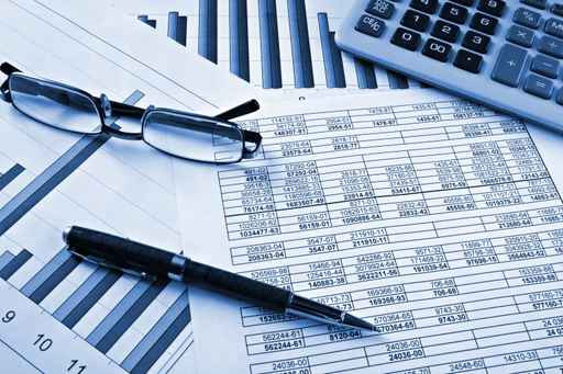 Về nghề nghiệp: Những người sinh ngày 14/5 thường khá hợp với công việc trong lĩnh vực tài chính, du lịch và nghiên cứu.