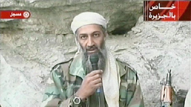 Osama bin Laden xuất hiện trong một video đăng trên mạng không lâu sau vụ tấn công 11/9/2001 để tuyên bố nhận trách nhiệm là người chủ mưu.