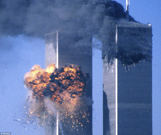 Tuy nhiên, nước Mỹ chỉ thực sự xem Osama bin Laden là kẻ khủng bố nguy hiểm nhất, đồng thời quyết liệt truy bắt ông trùm này từ sau vụ tấn công 11/9/2001.