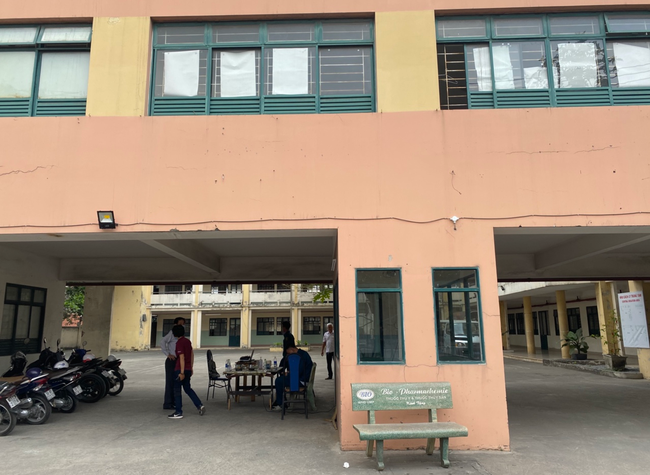 Ngày 30/7, lãnh đạo UBND quận Tân Phú (TP HCM) xác nhận cơ quan chức năng quận Tân Phú đã phát hiện 11 người Trung Quốc nghi nhập cảnh trái phép vào Việt Nam. Trước đó, sáng 28/7, TP.HCM cũng đã phát hiện 8 người Trung Quốc và 1 người Việt Nam nhập cảnh trái phép tại quận 12.