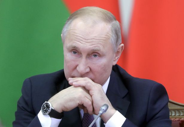 Nhà tiên tri mù không nói đến số phận của Tổng thống Putin sau sự kiện này.