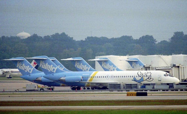 Cụ thể, vào ngày 11/5/1996, máy bay số 592 của hãng ValuJet cất cánh từ sân bay quốc tế Miami với đích đến là Atlanta.