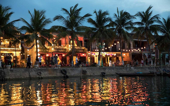 Tạp chí du lịch nổi tiếng Travel and Leisure mới công bố 50 điểm đến tốt nhất năm 2019. Trong số này, Hội An ở Quảng Nam, Việt Nam cũng có mặt. Hội An được miêu tả là một trong những thành phố có ý nghĩa lịch sử và đẹp nhất của Việt Nam.