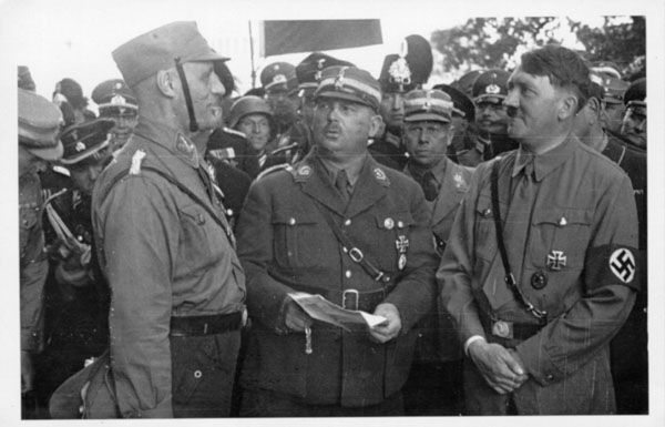 Chỉ 2 năm sau, ngày 30/1/1933, Hitler trở thành Thủ tướng Đức. Kể từ đây, Hitler và Röhmv thanh trừng các đảng phái chính trị khác cũng như thâu tóm các đảng khác dưới lá cờ Quốc xã. Khi ấy, SA có tới 3 - 4 triệu thành viên. Những thành viên của SA chủ yếu là những thanh niên thất nghiệp, kẻ nổi loạn...