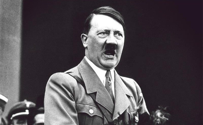 Sau khi Chiến tranh thế giới 2 kết thúc, chính phủ Mỹ đã điều tra khả năng trùm phát xít Hitler bí mật rời khỏi Đức. Nhà độc tài Đức quốc xã được cho là còn sống sau Chiến tranh thế giới 2.