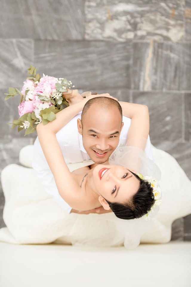 Giữ kín thông tin về đám cưới, Xuân Lan khiến nhiều người bất ngờ khi lên xe hoa ngày đầu năm mới.