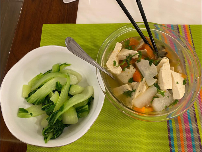 Thực đơn chay của Võ Hạ Trâm toàn những nguyên liệu quen thuộc như nấm, đậu hũ, rau củ... nhưng được biến tấu linh hoạt.