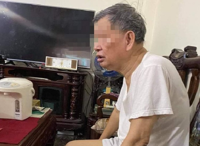 Theo gia đình nạn nhân, trưa cùng ngày khi con anh C. gọi cho bố về ăn cơm không thấy nghe máy. Sau đó, từ số điện thoại của anh C. có tin nhắn trả lời là: "Cứ ăn trước đi, bố chưa về". Đáng chú ý, sau đó, Zalo cũ của anh C. bị hủy, thay vào đó là Zalo mới với những hình ảnh như đi lễ, buồn chán cuộc sống bấp bênh. Bình thường anh C. ít chia sẻ hình ảnh như vậy trên mạng xã hội. Từ đó, gia đình không thấy anh C. về nhà, không thể liên lạc nên đã trình báo cơ quan chức năng.