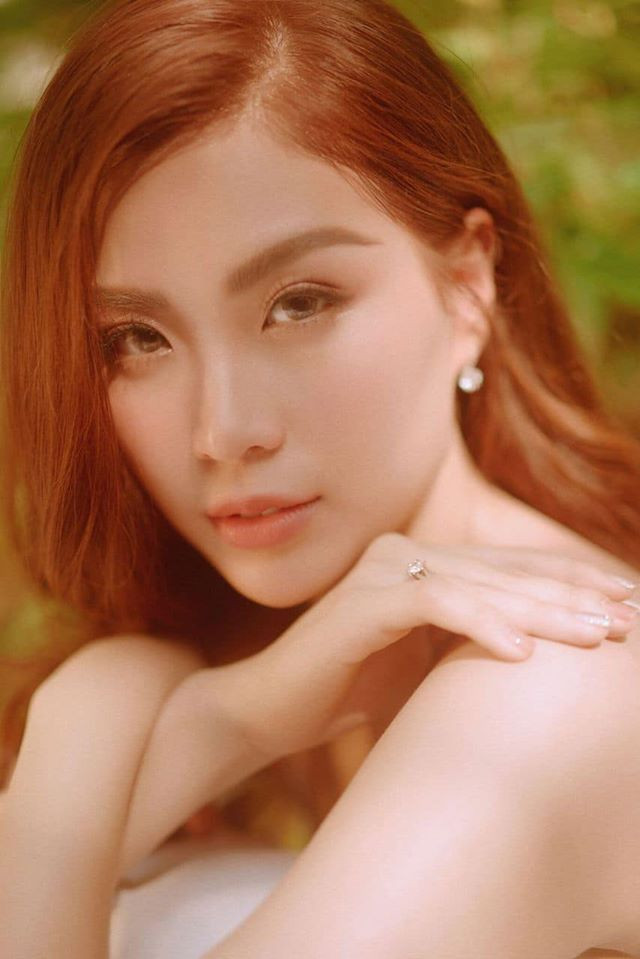 Năm 2015, Diễm Trang lên xe hoa với chồng Việt kiều. Hiện tại nàng á hậu đang có một cô con gái nhỏ.