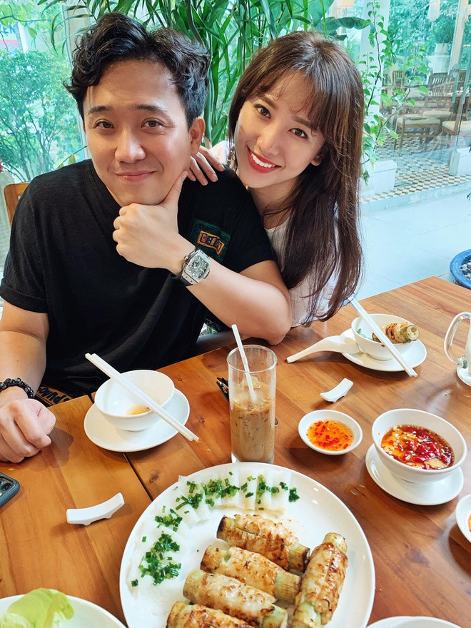 "...Trước khi cưới 2 tháng, anh Thành nói với tôi rằng lựa một chỗ nào để cưới luôn trong năm nay”, Hari Won từng tâm sự về việc kết hôn.