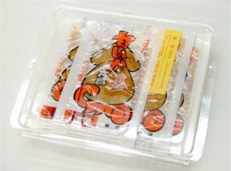 Kem vị thịt: Ở Nhật Bản, bạn có thể gọi kem đủ vị thịt khác nhau: Vị lưỡi bò, vị thịt ngựa và vị cánh gà. Vị lưỡi bò đặc biệt được người Nhật yêu thích.