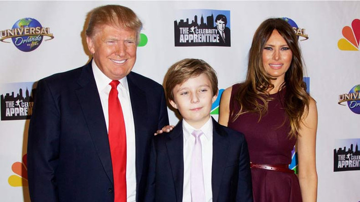 Ngay từ khi còn nhỏ, Barron đã thường xuyên diện vest khi xuất hiện cùng bố mẹ. Ảnh: Getty, Reuters.