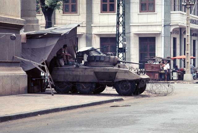 Phương tiện quân sự xuất hiện trên đường phố Sài Gòn năm 1968 - 1969.