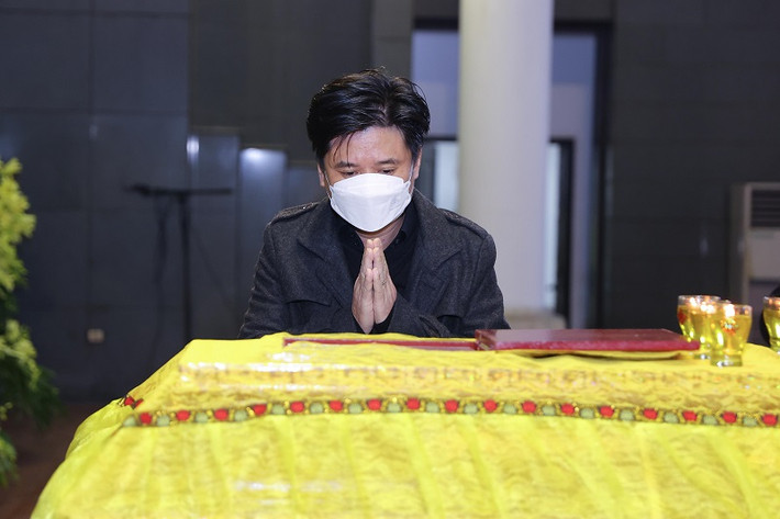 Ca sĩ Tấn Minh tiễn biệt người nhạc sĩ tài hoa.