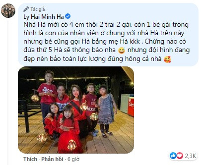 Để tránh bị hiểu lầm, cặp đôi lập tức lên tiếng đính chính. "Nhà Hà mới có 4 em thôi, 2 trai 2 gái, còn 1 bé gái trong hình là con của nhân viên ở chung với nhà Hà trên này nhưng bé cũng gọi Hà bằng mẹ Hà. Chừng nào có đứa thứ 5 Hà sẽ thông báo nha, nhưng đội hình đang đẹp nên bảo toàn lực lượng đúng hông cả nhà", bà xã Lý Hải bày tỏ.