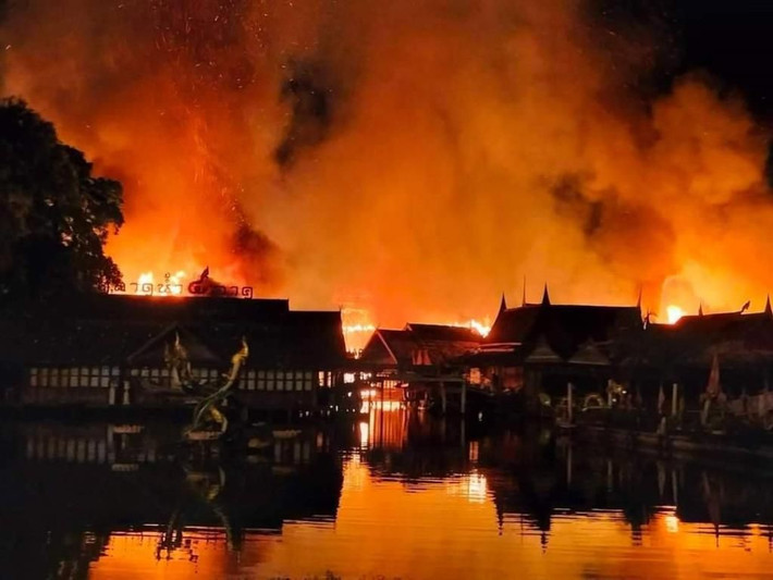 Ông Poramet Ngamphichet, Thị trưởng thành phố Pattaya kiêm Quận trưởng Bang Lamung, trực tiếp chỉ huy hoạt động cứu hộ.