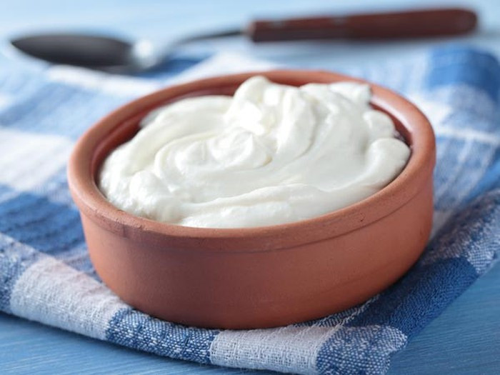 8. Tiêu thụ probiotics: Sữa chua hoặc bất kỳ loại thực phẩm nào có chứa probiotic, vi khuẩn có trong ruột làm tăng cường hệ thống miễn dịch. Probiotics có khả năng duy nhất để làm tăng hiệu quả của văcxin phòng bệnh cúm vừa mới xuất hiện. Ảnh: Boldsky.
