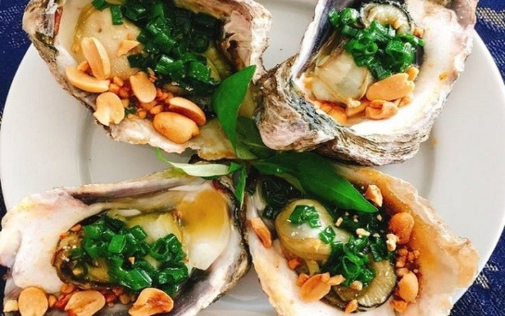 Cải thiện hệ thống mạch máu: Hàu chứa nhiều chất axit béo omega-3, kali, magiê có thể làm giảm nguy cơ đau tim, đột quỵ, và cũng có hiệu quả trong việc làm giảm huyết áp.
