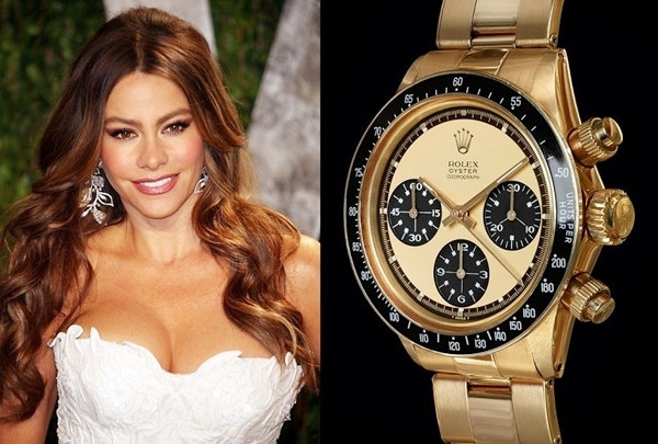 Được mệnh danh là "nữ hoàng truyền hình Mỹ", Sofia Vergara sở hữu chiếc đồng hồ Rolex Daytona chứa 18 carat vàng, phối cùng màu đen sang trọng. Món phụ kiện có giá 37.450 USD (hơn 785 triệu đồng).