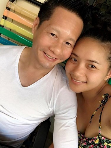 Đại gia Đức An được nhắc đến nhiều trong câu chuyện "lời qua tiếng lại" với người vợ cũ - người mẫu Ngọc Thúy. Vợ cũ Ngọc Thúy và đại gia này cũng liên quan đến vụ kiện ly hôn, tranh chấp tài sản trị giá 288 tỷ đồng.