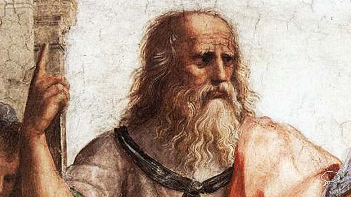 Plato từng miêu tả về Atlantis nằm ở một hòn đảo lớn bằng cả một lục địa nằm đâu đó phía tây Địa Trung Hải. Đó là một vùng đất yên bình, giàu có nhờ buôn bán. Tuy nhiên, sau nhiều năm phát triển thịnh vượng, kẻ trị vì trở nên kiêu ngạo và người dân thì tự mãn nên các vị thần đã tức giận. Chỉ trong một ngày đêm, các vị thần đã nhấn chìm thành phố Atlantis xuống đáy biển bằng một trận lũ kinh hoàng.