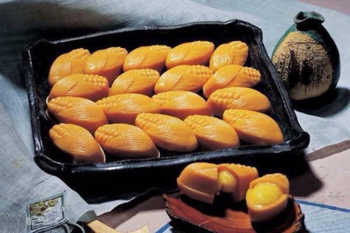 Món bánh ngô Hàn Quốc đang tạo nên cơn sốt với hương vị thơm, ngon, mát. Ảnh: Foody.