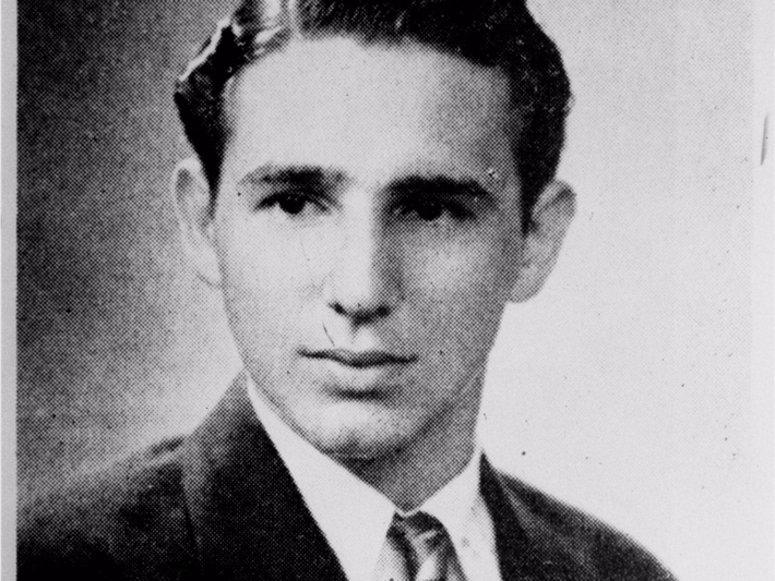 Ảnh kỷ yếu chụp cựu Chủ tịch Cuba Fidel Castro năm 1945.