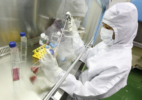 Một nhóm khoa học tại Viện Hàn lâm khoa học Trung Quốc đã tạo ra cấu trúc răng từ các tế bào gốc lấy ra từ nước tiểu của con người.