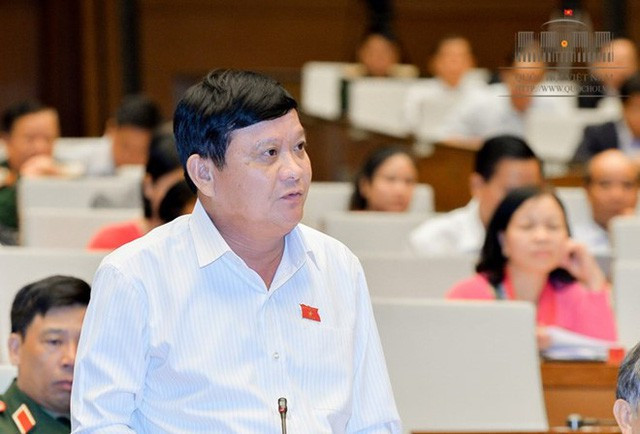 Trong thời gian giữ chức vụ Ủy viên Ban Thường vụ Tỉnh ủy, Chỉ huy trưởng Bộ Chỉ huy Quân sự tỉnh Thừa Thiên Huế (từ tháng 04/2005 - 01/2012), Thiếu tướng Đặng Ngọc Nghĩa đã có nhiều vi phạm, khuyết điểm trong tham mưu và thực hiện Dự án đầu tư xây dựng tuyến đường Nam Đông - A Lưới, dẫn đến công trình kém chất lượng, nhiều đoạn đường bị hư hỏng nặng, không sử dụng được, gây thất thoát, lãng phí lớn ngân sách nhà nước, ảnh hưởng đến uy tín của tổ chức đảng, quân đội và cá nhân đồng chí Thiếu tướng.