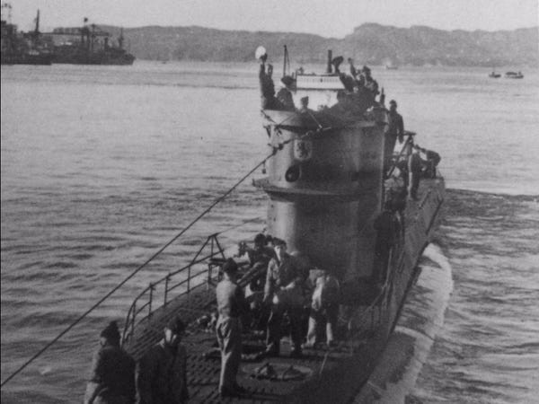 Không những vậy, cứ 4 thành viên thủy thủ đoàn trên tàu ngầm U-boat của Đức quốc xã thì chỉ có 1 người sống sót.