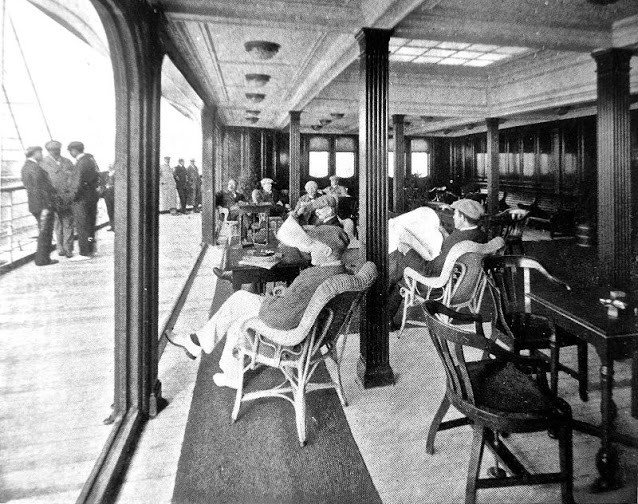Vào sáng ngày 1/5/1915, tàu RMS Lusitania khởi hành từ New York, Mỹ trong chuyến hành trình đến Anh.