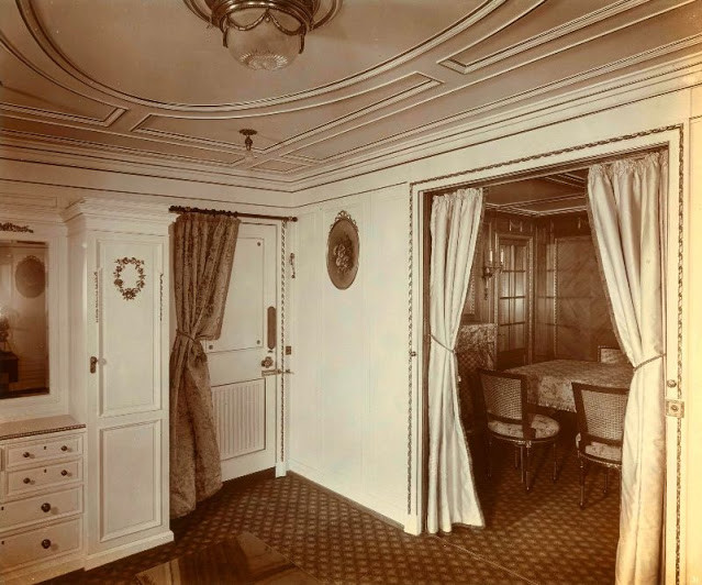 Vì vậy, đến ngày 7/5/1915, tàu RMS Lusitania trúng ngư lôi được phóng từ tàu ngầm U-boat của Đức.