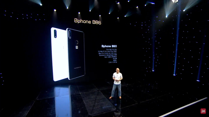Bphone B60 và Bphone B40 chỉ có camera đơn 12MP f/1.8. Cả hai mẫu smartphone này đều không hỗ trợ eSIM.