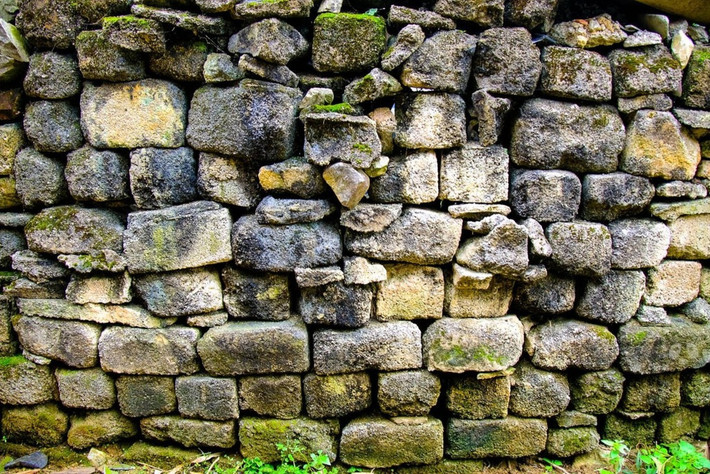 Cách xếp đá tài tình của những người thợ xây xưa.