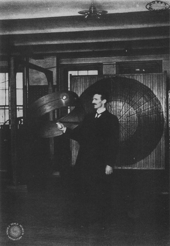 Theo chia sẻ của nhà khoa học Tesla, ông từng tiếp xúc với người ngoài hành tinh.