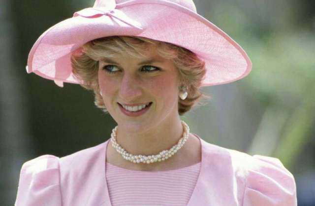 Theo tỷ phú Mohammad Al Fayed, Hoàng thân Philip không ủng hộ mối quan hệ tình cảm mới của Công nương Diana khi biết tin con dâu cũ mang thai và có ý định cưới người bạn trai Dodi.