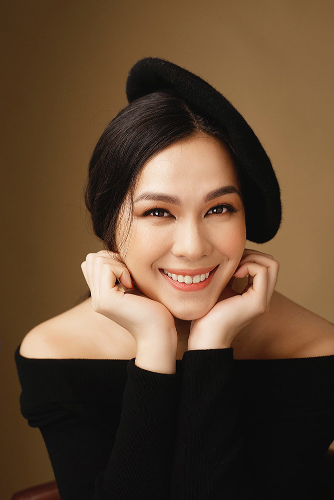 Hà Thùy My (sinh năm 1995) là con gái lớn của "nữ hoàng ảnh lịch" Diễm My 6X. Cô đang theo học ngành Truyền thông Báo chí tại ĐH Stanford (Mỹ).