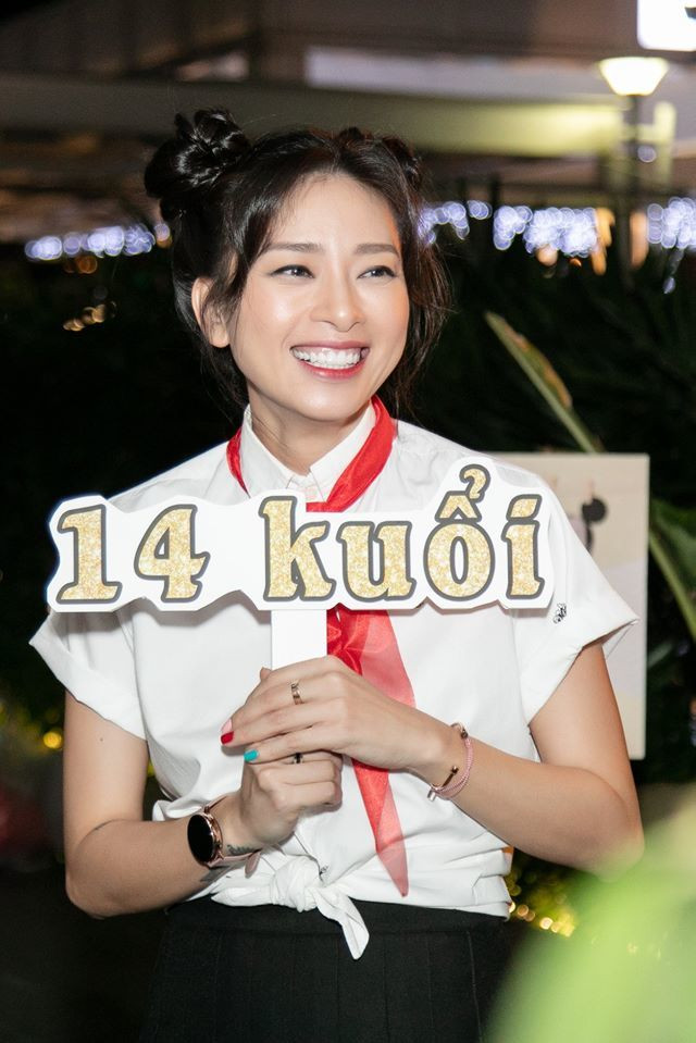 Tham gia vào showbiz từ năm 1999, tới nay cũng đã 20 năm nhưng nhan sắc của nàng đả nữ màn ảnh Việt nàng càng mặn mà, quyến rũ.