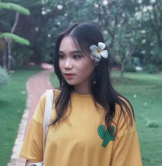 Theo NSƯT, con gái học vượt trội ở môn văn và các môn về xã hội.