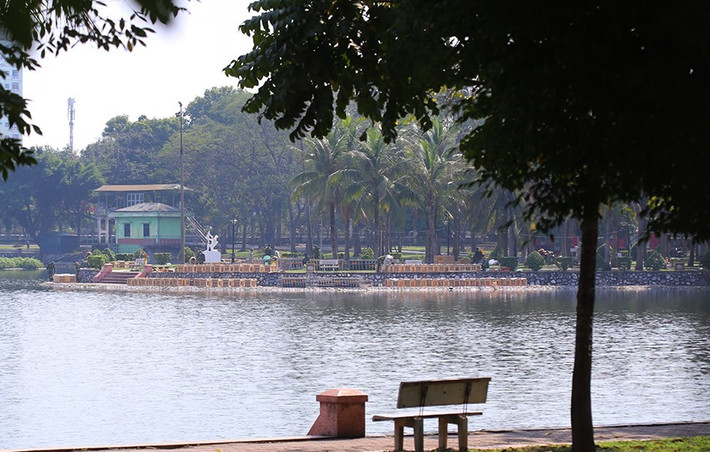 Công viên Thống Nhất được lựa chọn là nơi đặt trận địa pháo hoa đêm giao thừa. Địa điểm này được yêu cầu nghiêm ngặt phòng chống dịch COVID-19 (không tập trung đông người), để truyền hình trực tiếp phục vụ nhân dân, vì vậy quanh khu vực này đều có lực lượng kiểm soát quân sự canh gác.
