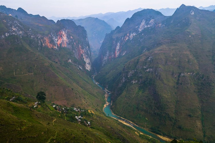 Vì vậy, khám phá Mã Pì Lèng trong khoảng thời gian này là trải nghiệm vô cùng thú vị đối với du khách nước ngoài.