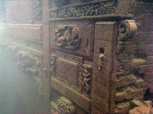 Kể từ đó, thành phố Sư Thành bị lãng quên trước khi được "phát hiện" vào năm 2001. Khi ấy, các chuyên gia mới dành nhiều quan tâm đến thành phố cổ này.