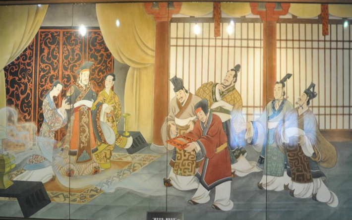 Kết quả kiểm tra của các chuyên gia cho thấy chiếc lò sưởi có niên đại khoảng 2.100 tuổi, tức có từ thời Tây Hán. Người xưa sử dụng nó để xông trầm cũng như dùng làm lò sưởi ủ ấm trong chăn.