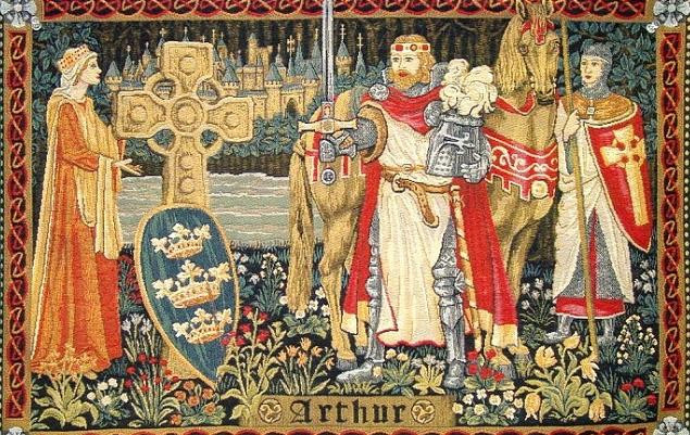Nhận nhiệm vụ từ Vua Arthur, các hiệp sĩ rong ruổi khắp các vùng đất và lần tìm tung tích Chén Thánh theo những manh mối hiếm hoi được tiết lộ.