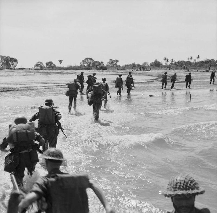 Trong những tháng đầu tiên của năm 1945, hòn đảo Ramree nằm trên vịnh Bengal ngoài khơi Myanmar là địa điểm diễn ra cuộc chiến khốc liệt giữa lực lượng Nhật Bản và quân Đồng minh. Nơi đây cũng diễn ra sự kiện chết chóc khiến một trung đoàn của Nhật Bản bị "xóa sổ".