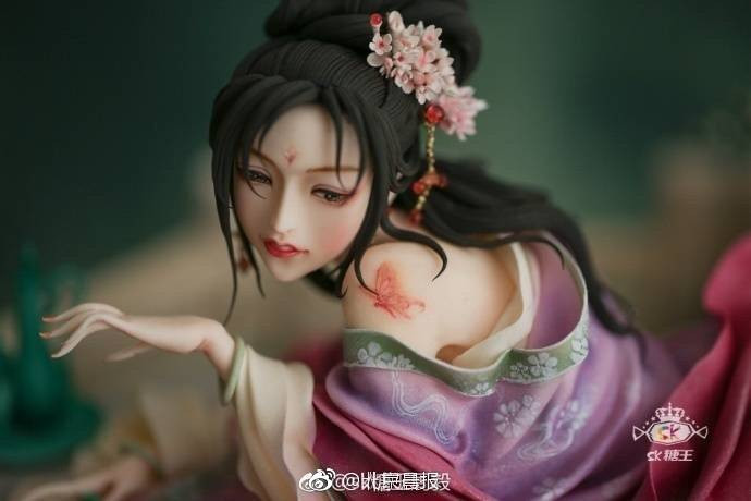 Trong cuộc thi lần này, Chu Nghị còn xuất sắc đạt 3 huy chương vàng và 2 huy chương đồng với các tác phẩm khác nhau.