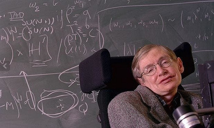 Theo ông Hawking, nguyên nhân dẫn tới thảm họa này là vì hành tinh xanh chịu ảnh hưởng lớn của biến đổi khí hậu.