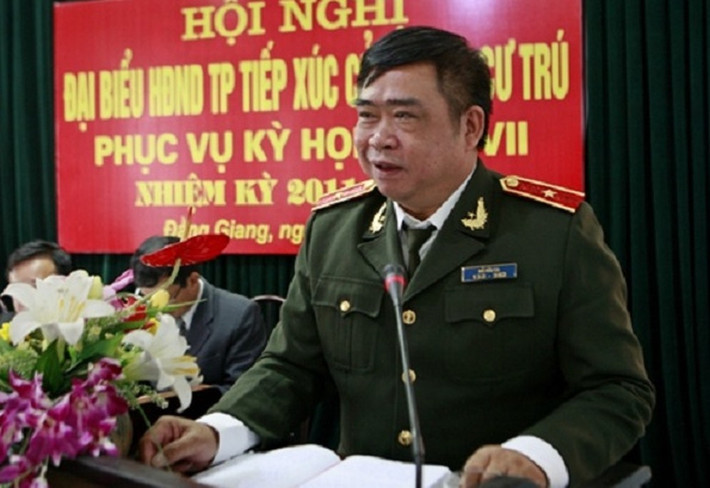 Ông Đỗ Hữu Ca bị khởi tố, bắt tạm giam để điều tra tội "Lừa đảo chiếm đoạt tài sản", quy định tại Điều 174 Bộ luật Hình sự vào ngày 22/2 trong quá trình Công an tỉnh Quảng Ninh mở rộng điều tra vụ án hình sự trốn thuế, mua bán trái phép hóa đơn, chứng từ thu nộp ngân sách nhà nước xảy ra tại Quảng Ninh và Hải Phòng, do Trương Xuân Đước (52 tuổi, giám đốc Công ty CP xây dựng hạ tầng Thái Bình Dương) cầm đầu. Đước cùng vợ là Nguyễn Thị Ngọc Anh (SN 1979) và Trương Văn Nam (SN 1990) đều trú tại TP Hải Phòng đã bị Cơ quan An ninh điều tra Công an tỉnh Quảng Ninh bắt giữ, khởi tố, tạm giam, về tội "Mua bán trái phép hoá đơn, chứng từ nộp ngân sách nhà nước".
